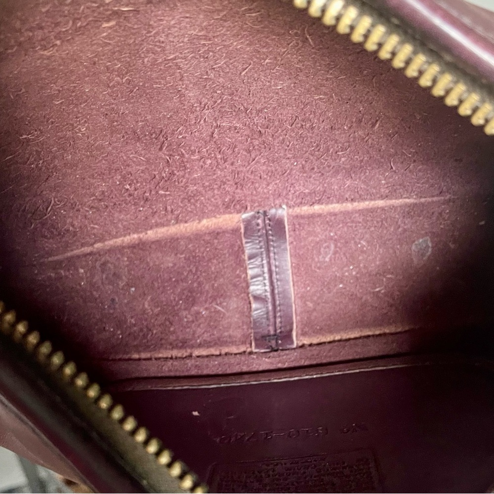 RARE Coach Vintage Oxblood Saddle Leather Crossbody - Picture 7 of 8